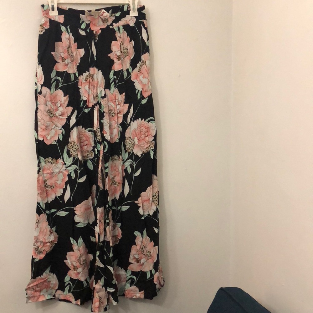 Brand new Floral palazzo pants